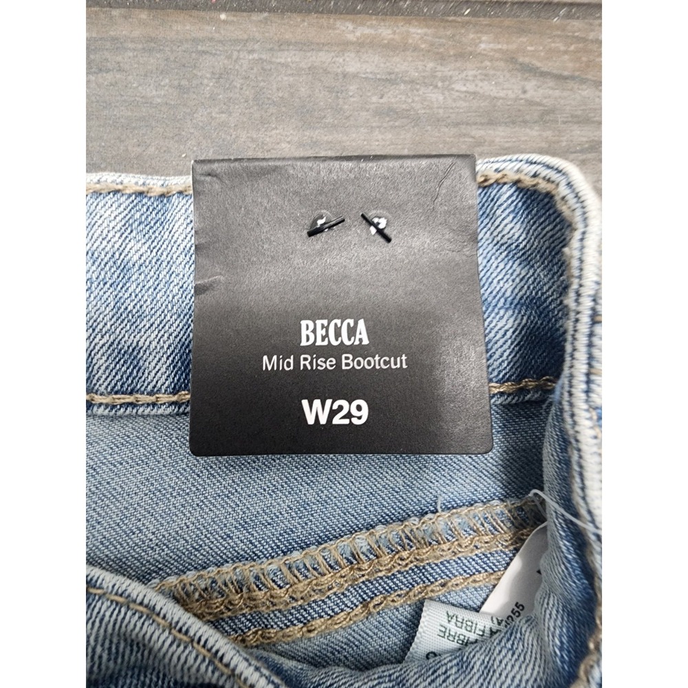 True Religion BECCA Mid Rise Flap Bootcut Jeans Woman's 29 Light Lakeside Wash - Picture 8 of 16